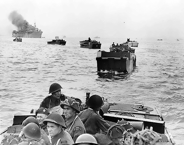 Canadian landing Juno Beach Canadian landing Juno Beach